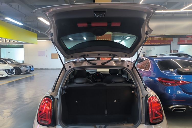 Used MINI 2022 Updated 2.0T COOPER S Artist Trunk