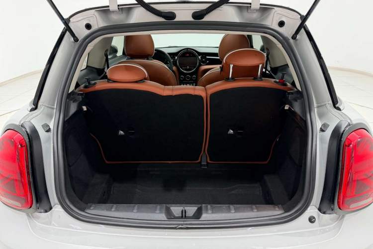 Used MINI 2022 1.5T COOPER The Coopers Commemorative Edition Trunk