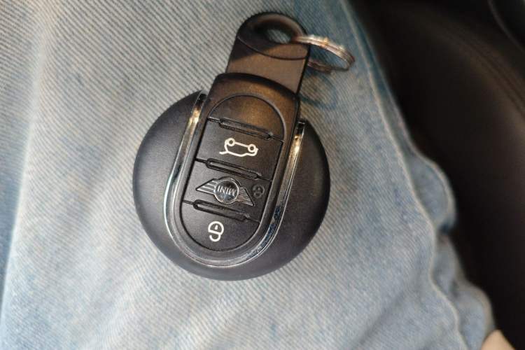 Used MINI 2022 Updated 1.5T COOPER Classic Edition Vehicle Key