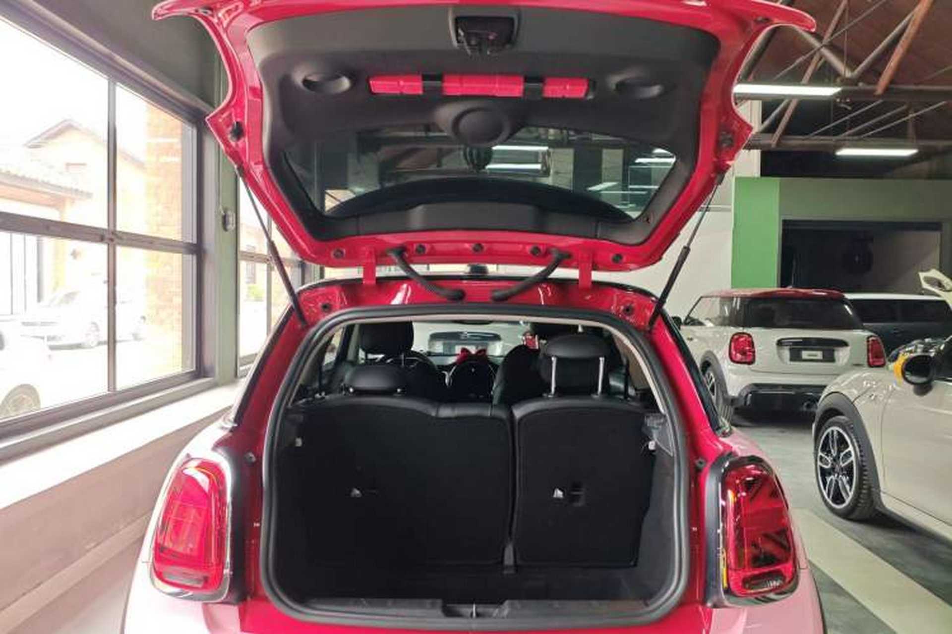 Used MINI 2022 1.5T COOPER Classic Edition Trunk