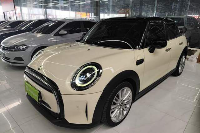 Used MINI 2022 Updated 1.5T COOPER Classic Edition Five-Door Version