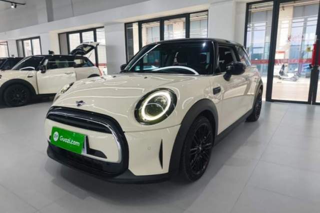 Used MINI 2022 1.5T COOPER Classic Edition