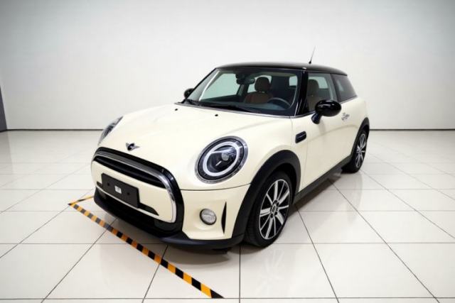 Used MINI 2022 1.5T COOPER Artist