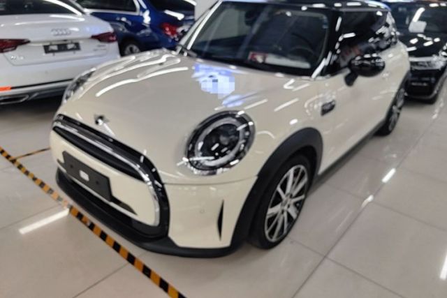 Used MINI 2022 1.5T COOPER Artist