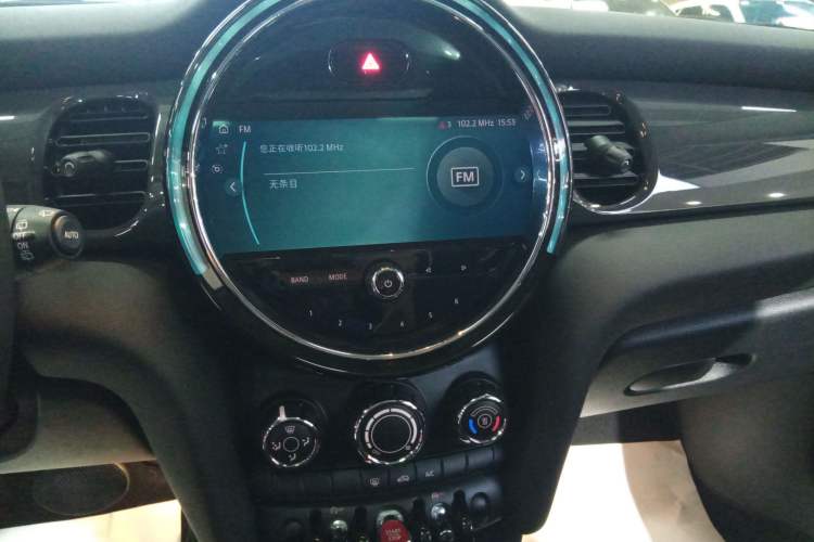 Used MINI 2022 1.5T ONE Audio And AC Panel