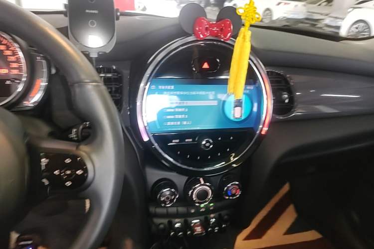 Used MINI 2022 1.5T ONE Audio And AC Panel