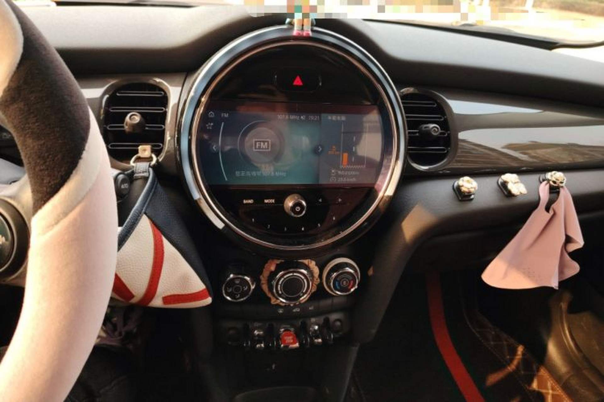 Used MINI 2022 Updated 1.5T ONE Audio And AC Panel