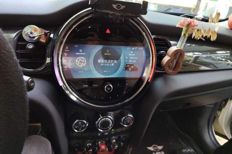 Used MINI 2022 Updated 1.5T ONE Five-Door PLUS Edition Audio And AC Panel