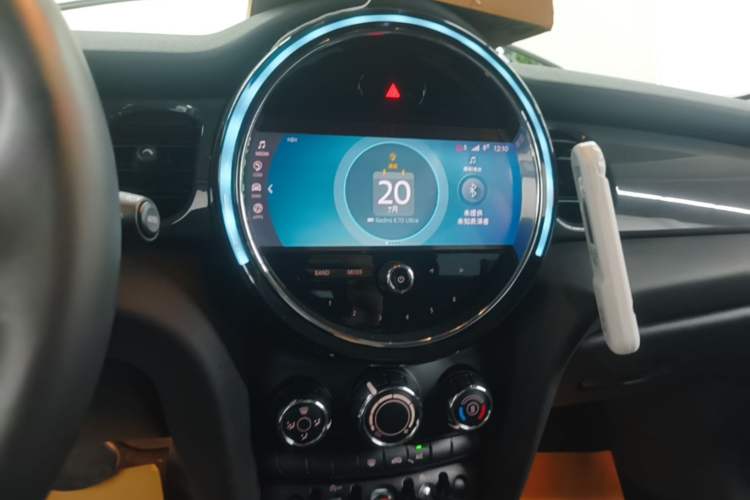Used MINI 2022 1.5T ONE Audio And AC Panel