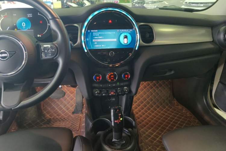 Used MINI 2022 1.5T COOPER Classic Edition Five-Door Version Audio And AC Panel