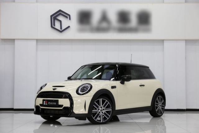 MINI 2022 2.0T COOPER S Artist с пробегом