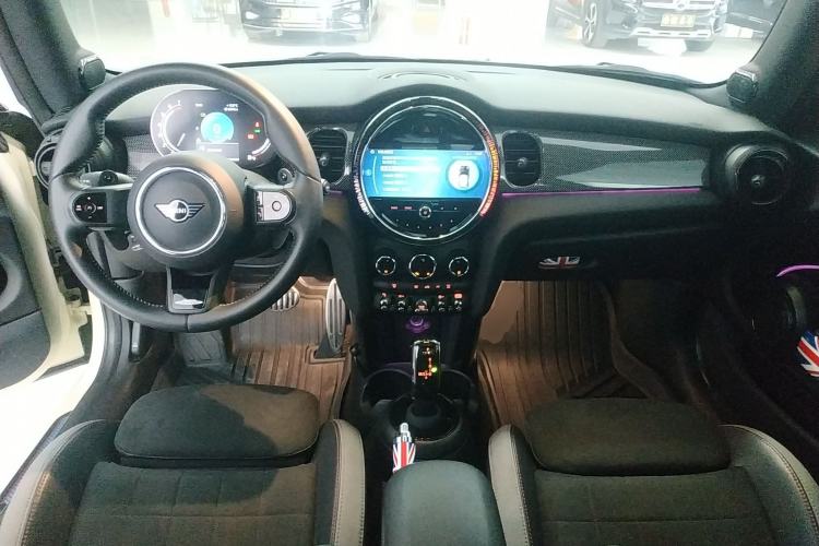 Used MINI 2022 2.0T COOPER S Racing Driver Center Console