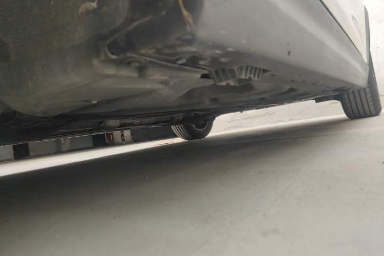 Used MINI 2022 Updated 1.5T ONE Chassis Front Left