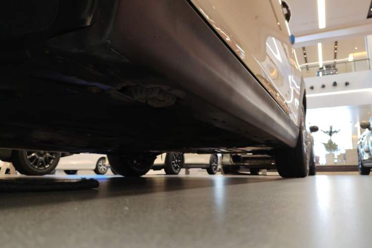 Used MINI 2022 1.5T ONE Chassis Front Left