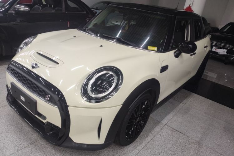 Used MINI 2022 2.0T COOPER S Classic Edition Five-Door Version Guazi used car, China used car export, Used car for sale, Used cars, Cheapest cars for sale