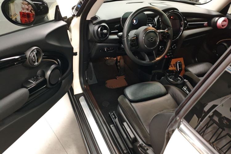 Used MINI 2022 Updated 1.5T COOPER Classic Edition Driver Seat