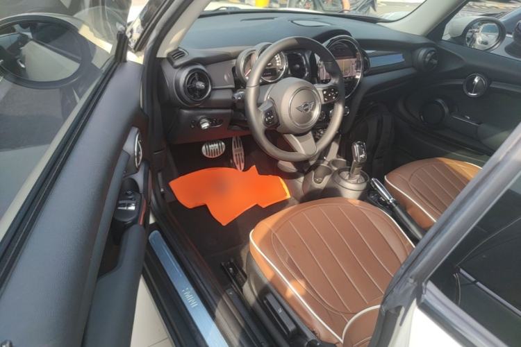 Used MINI 2022 Updated 1.5T ONE Driver Seat