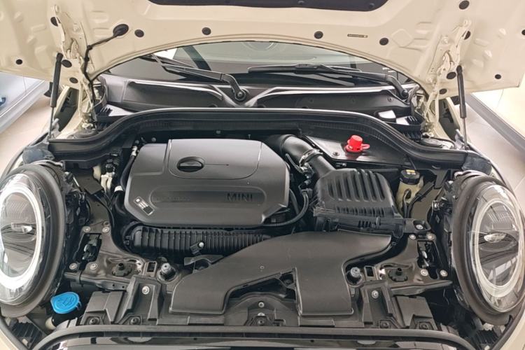 Used MINI 2022 2.0T COOPER S Artist Engine Bay