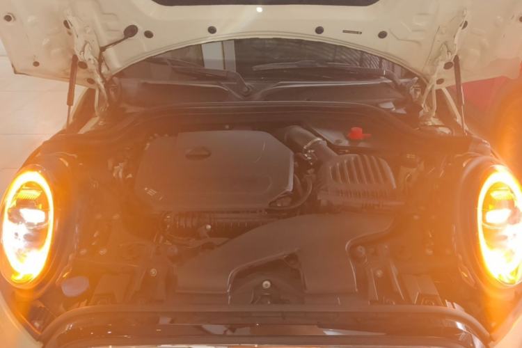 Used MINI 2022 Updated 1.5T COOPER Classic Edition Engine Bay