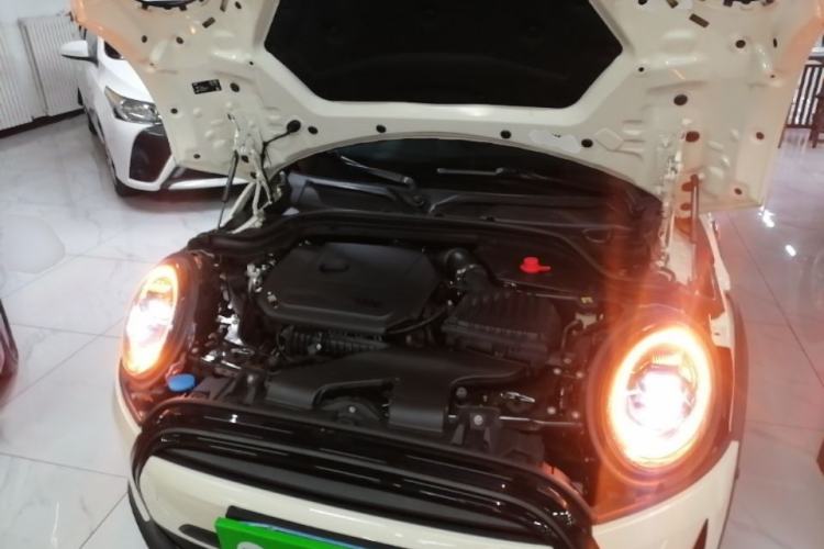 Used MINI 2022 1.5T COOPER Artist Five-Door Edition Engine Bay