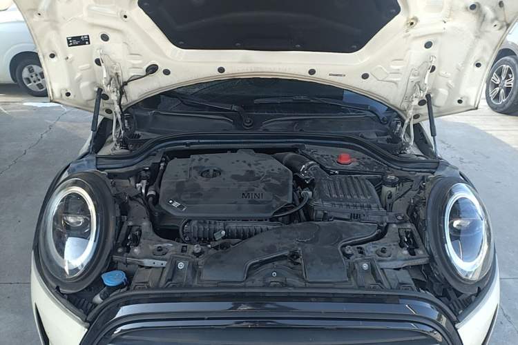 Used MINI 2022 Updated 1.5T COOPER Artist Engine Bay