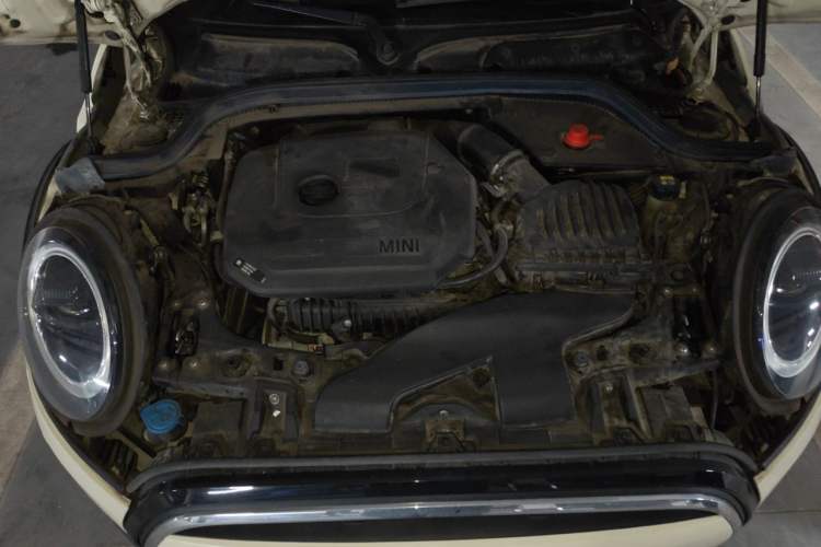 Used MINI 2022 1.5T ONE Engine Bay