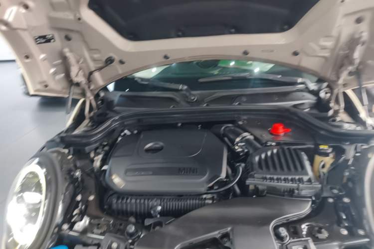 Used MINI 2022 2.0T COOPER S Artist Engine Bay