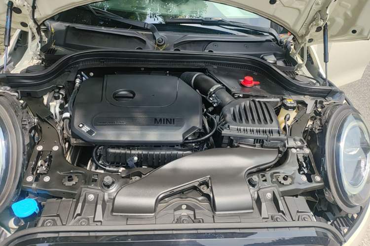 Used MINI 2022 1.5T COOPER Five-Door Edition The Coopers Commemorative Version Engine Bay