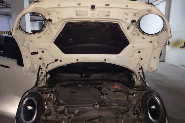 Used MINI 2022 Updated 1.5T COOPER Artist Five-Door Edition Engine Bay