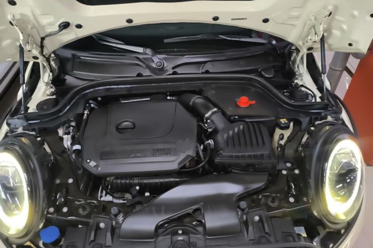 Used MINI 2022 1.5T ONE Five-Door PLUS Engine Bay