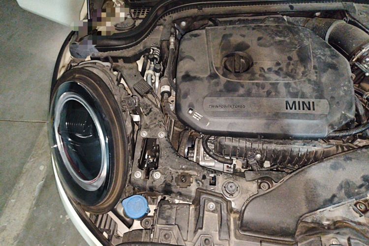 Used MINI 2022 1.5T COOPER Classic Edition Five-Door Version Engine Bay Right