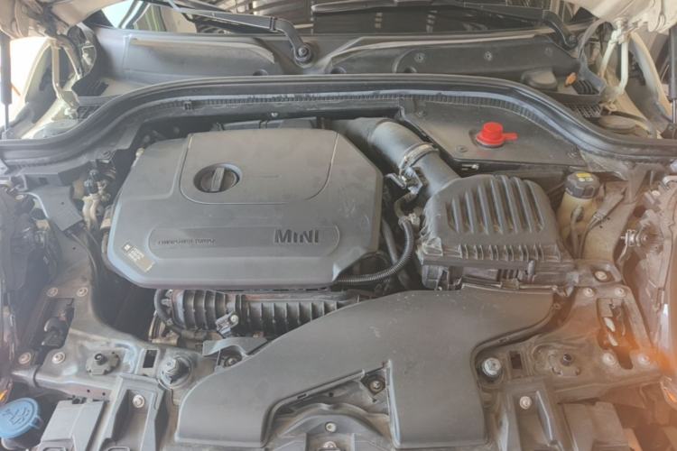 Used MINI 2022 Updated 1.5T ONE Engine Bay