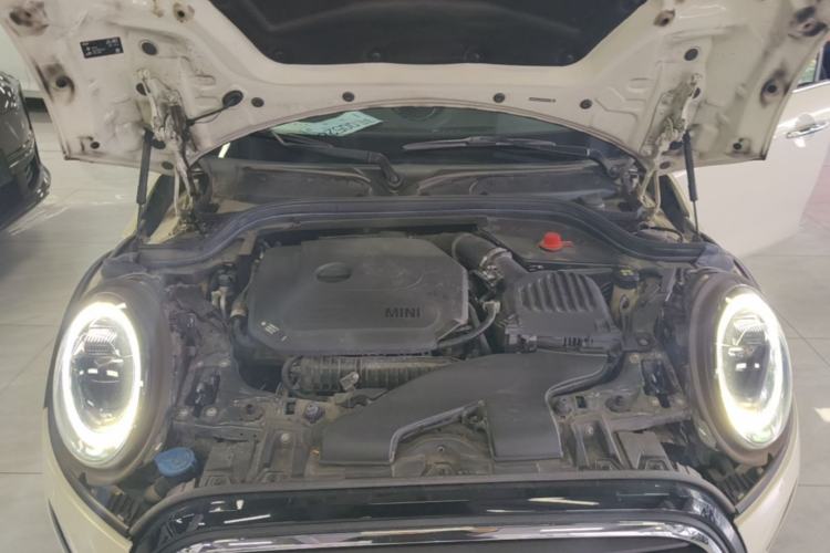 Used MINI 2022 1.5T COOPER Classic Edition Five-Door Version Engine Bay