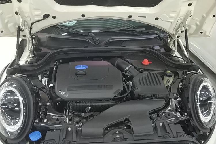 Used MINI 2022 1.5T ONE Five-Door PLUS Engine Bay