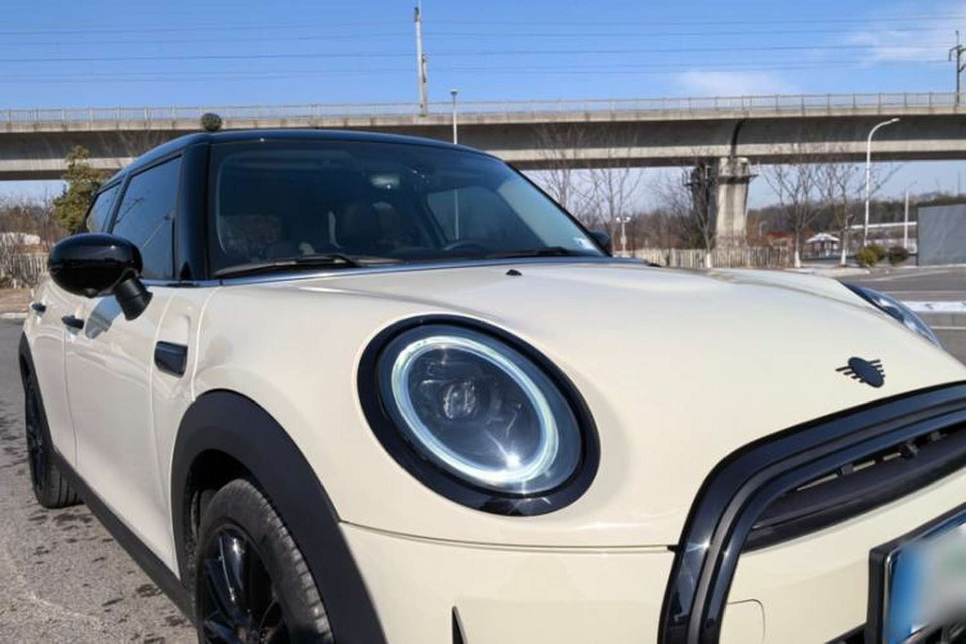 Used MINI 2022 Updated 1.5T COOPER Artist Five-Door Edition Exterior 1
