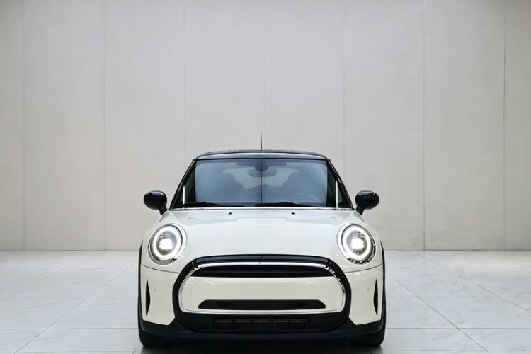 Used MINI 2022 1.5T COOPER Classic Edition Exterior 1