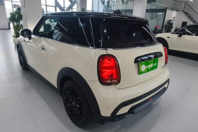 Used MINI 2022 1.5T COOPER Classic Edition Exterior 2