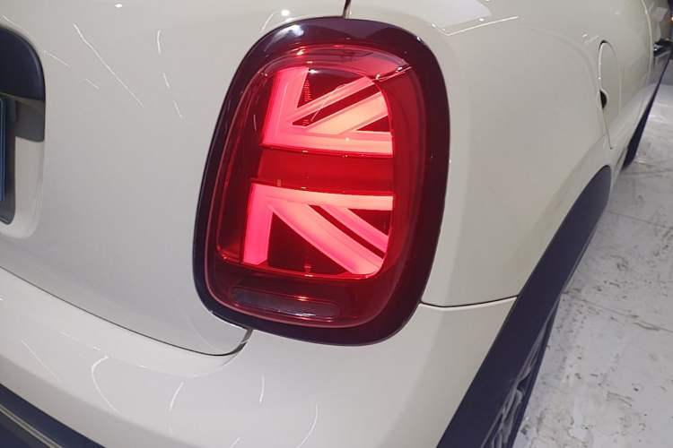 Used MINI 2022 1.5T ONE Exterior 3