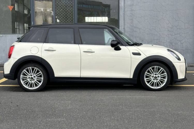 Used MINI 2022 1.5T COOPER Classic Edition Five-Door Version Exterior 3