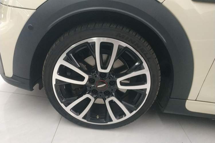 Used MINI 2022 2.0T COOPER S Racing Driver Exterior 4