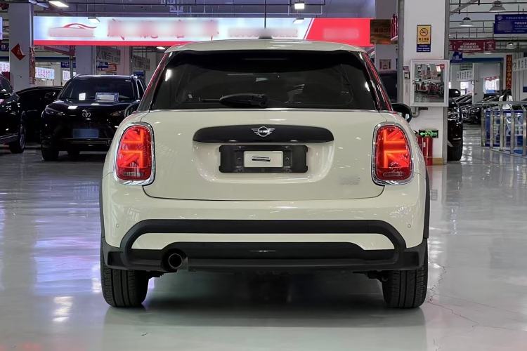 Used MINI 2022 Updated 1.5T ONE Five-Door PLUS Edition Exterior 4