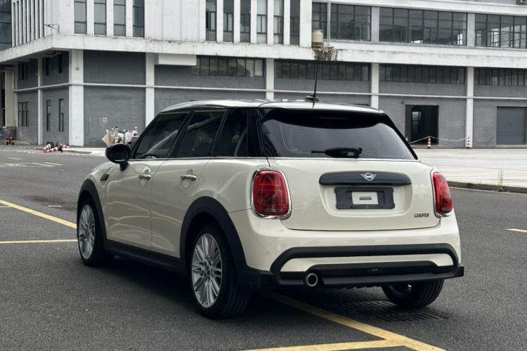 Used MINI 2022 1.5T COOPER Classic Edition Five-Door Version Exterior 4