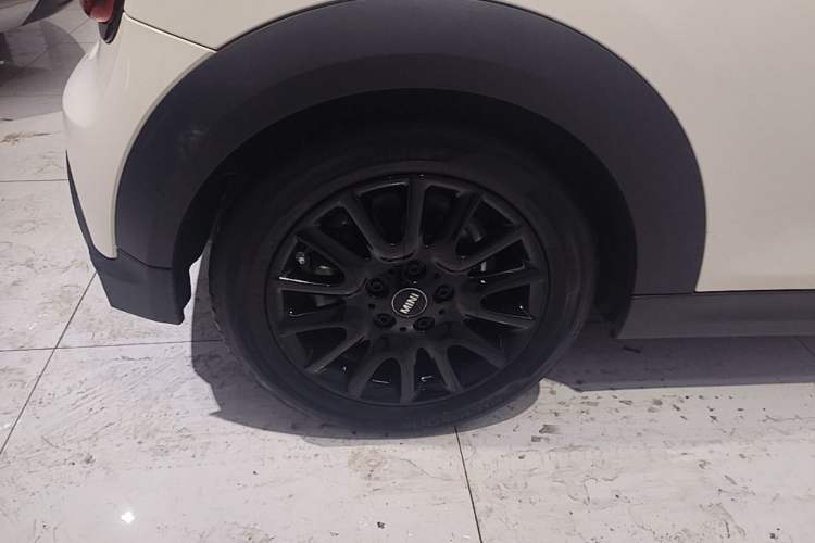 Used MINI 2022 1.5T ONE Exterior 5