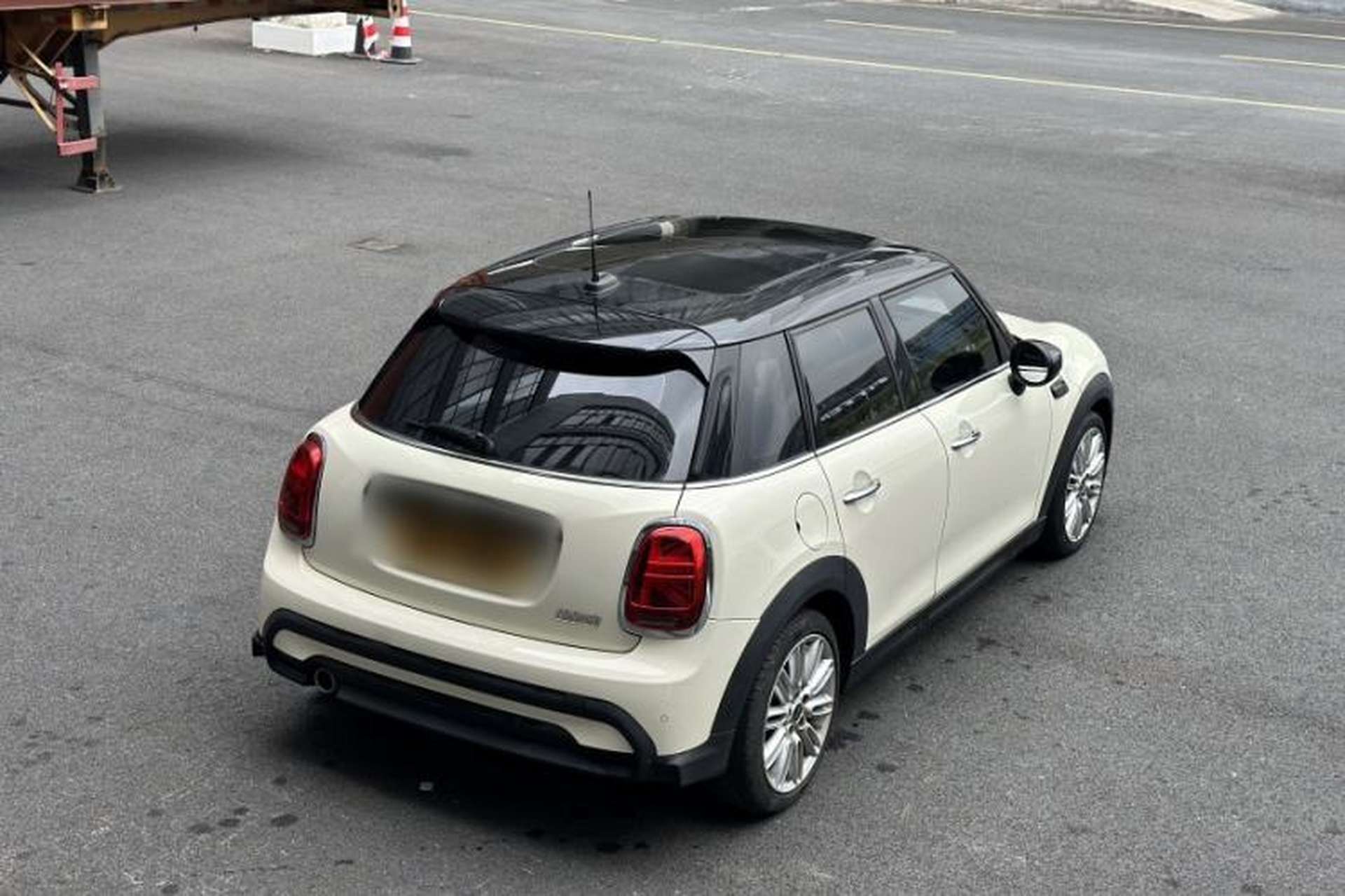 Used MINI 2022 1.5T COOPER Classic Edition Five-Door Version Exterior 5