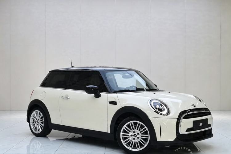 Used MINI 2022 1.5T COOPER Classic Edition Exterior 5