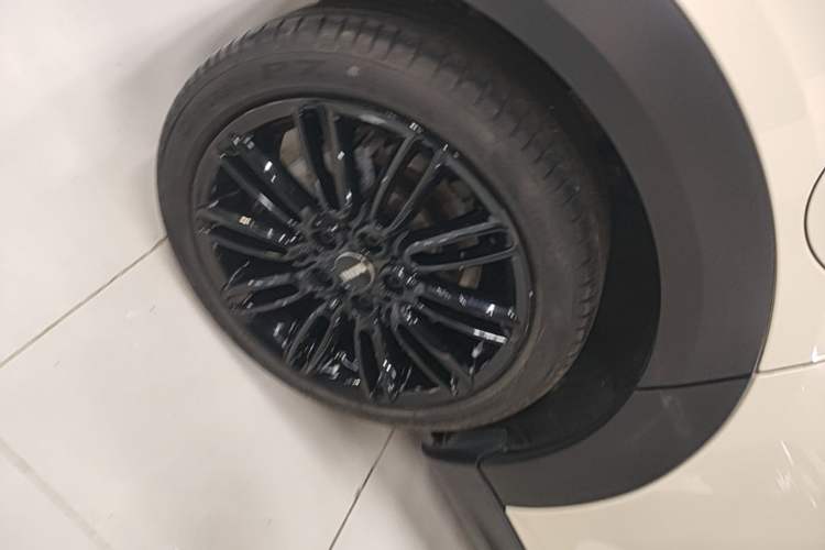 Used MINI 2022 Updated 1.5T COOPER Artist Five-Door Edition Exterior 5