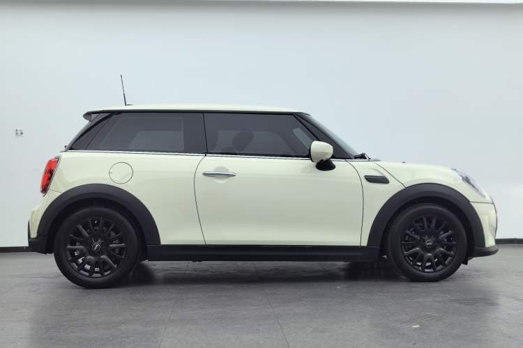 Used MINI 2022 Updated 1.5T ONE Exterior 6