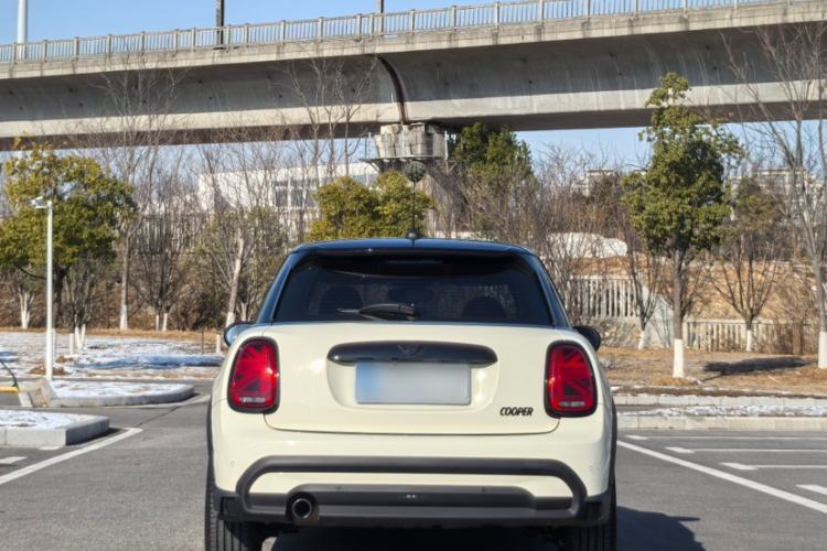 Used MINI 2022 Updated 1.5T COOPER Artist Five-Door Edition Exterior 6
