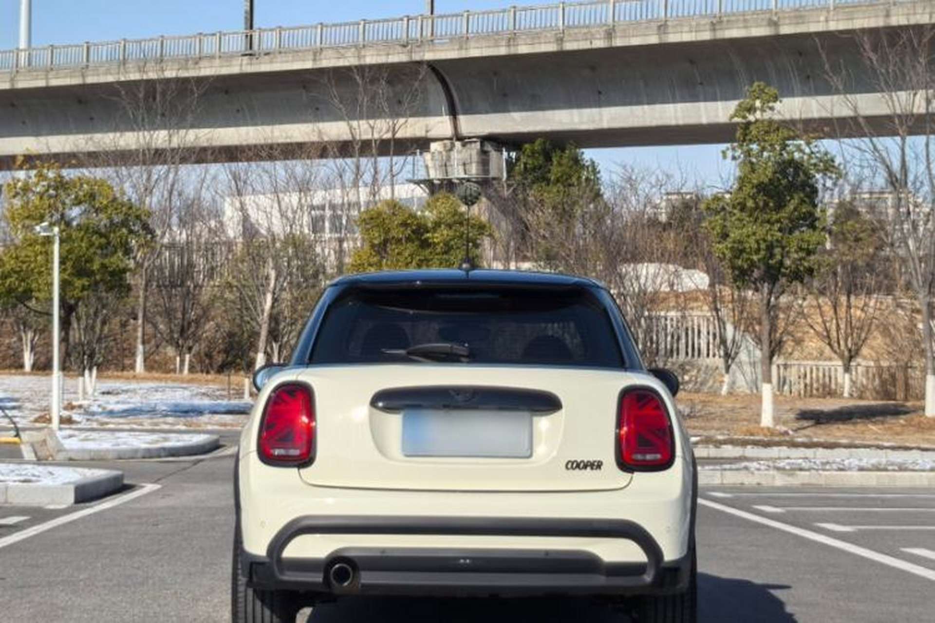 Used MINI 2022 Updated 1.5T COOPER Artist Five-Door Edition Exterior 6