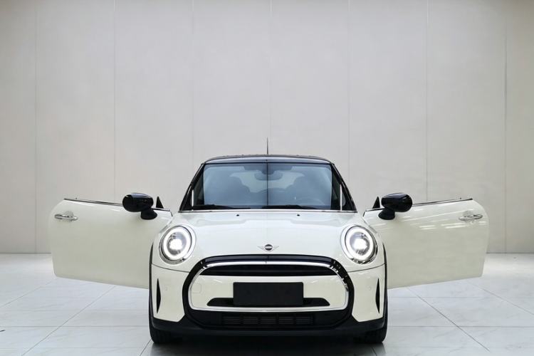 Used MINI 2022 1.5T COOPER Classic Edition Exterior 6
